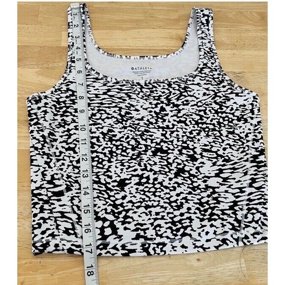 Athleta Shanti Square Neck Crop Tank Top Animal Print Black White Women's Size S - Picture 9 of 11
